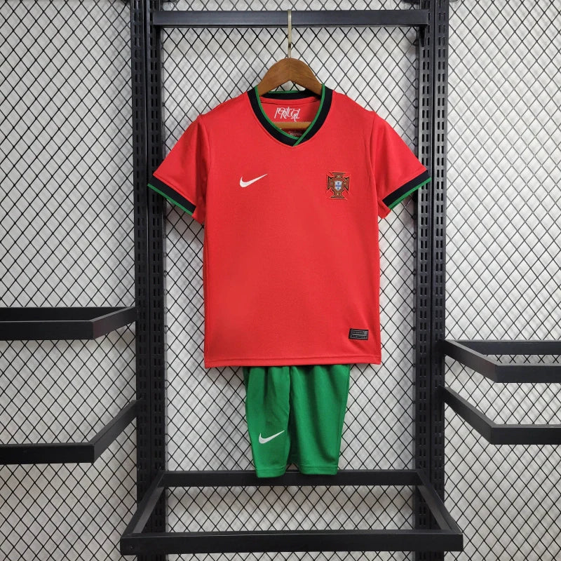 Kit Infantil Portugal Home 24/25 - Lançamento