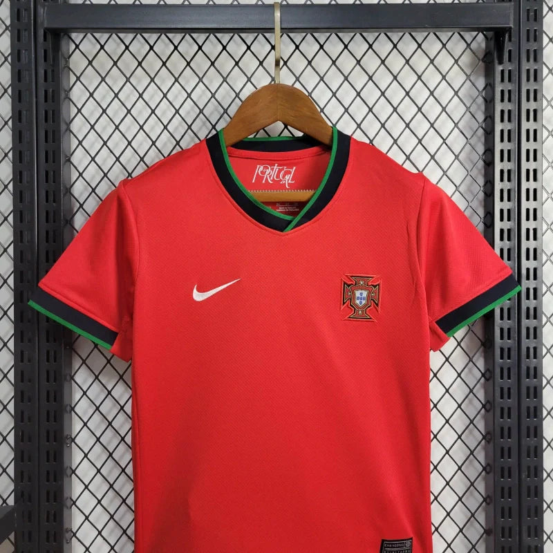 Kit Infantil Portugal Home 24/25 - Lançamento