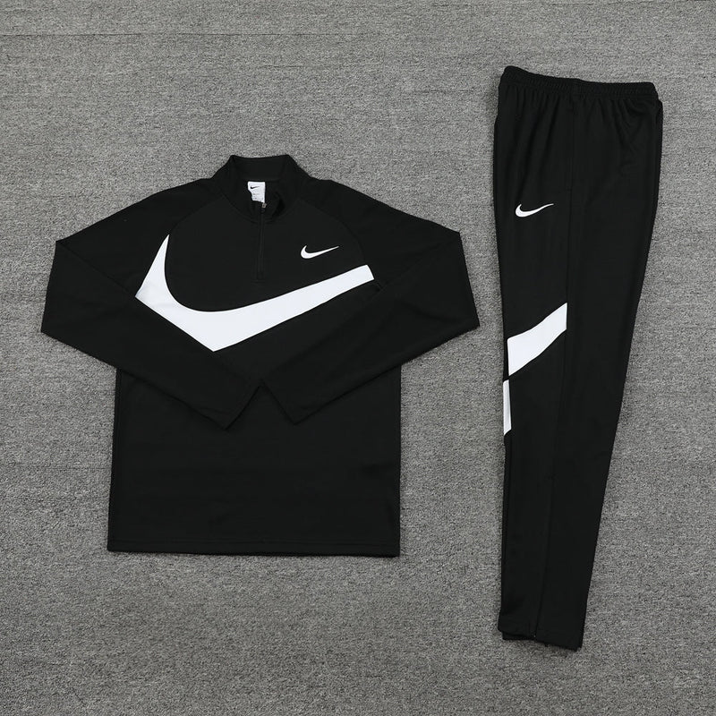 Conjunto de Treino Nike Swoosh 2024 - Preto