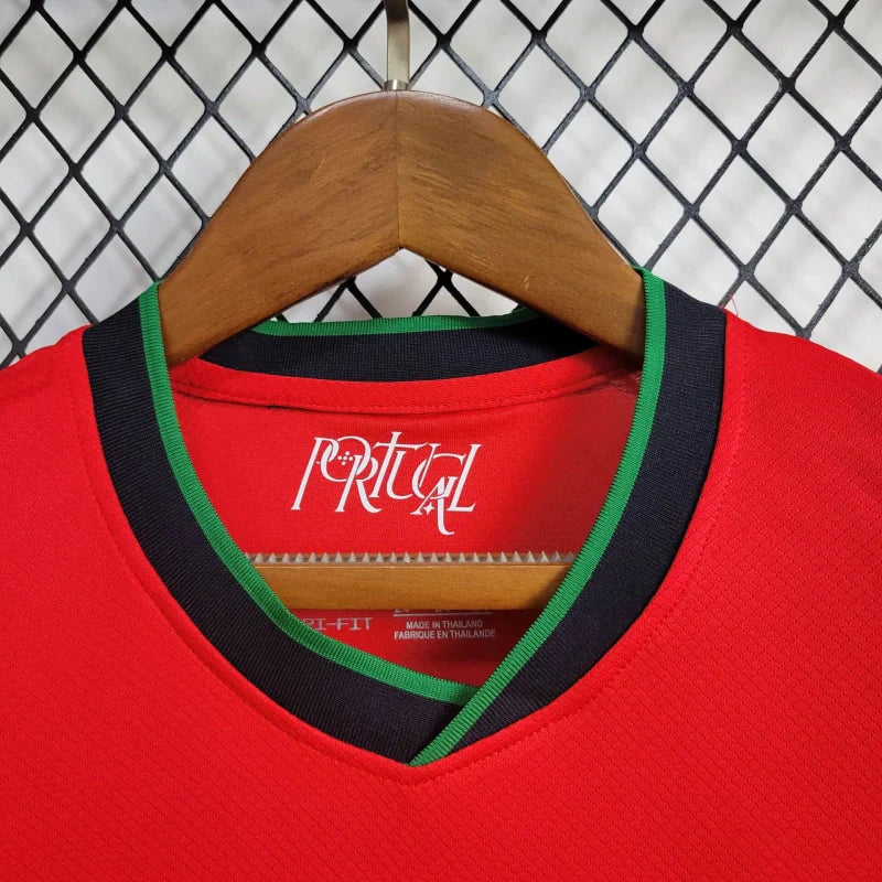 Kit Infantil Portugal Home 24/25 - Lançamento