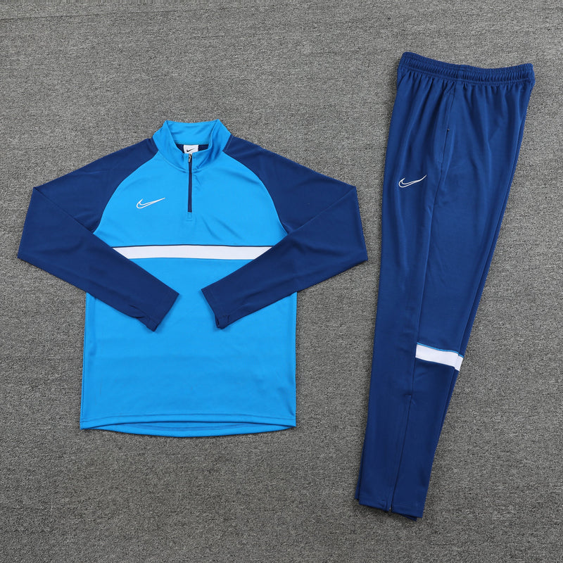 Conjunto de Treino Nike Dri-FIT 2024 - Azul Claro