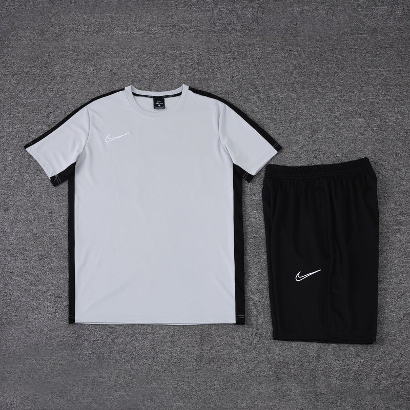 Conjunto Dri-FIT Nike 2024 - Cinza