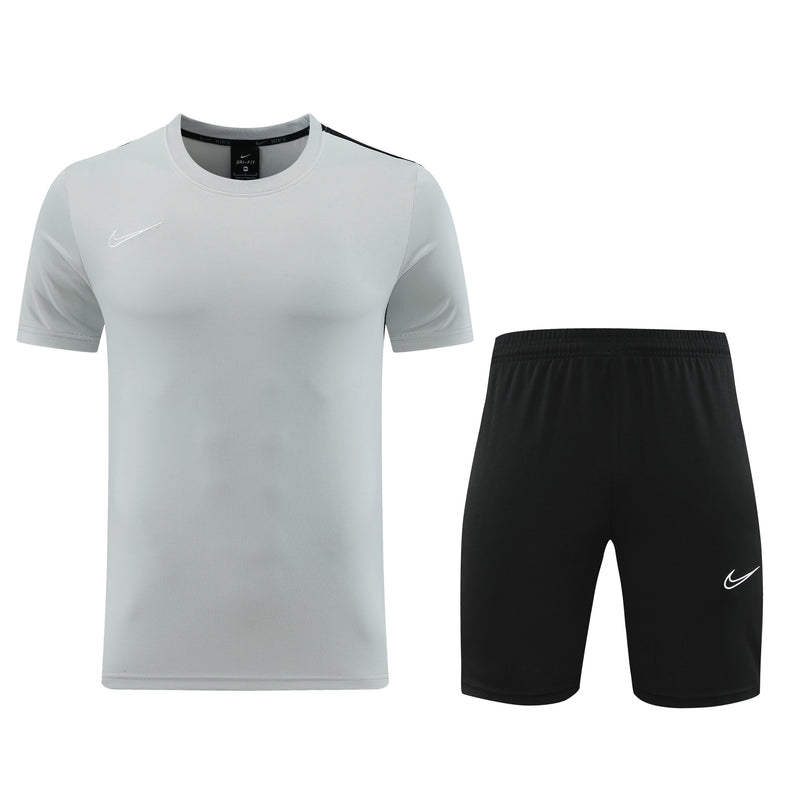 Conjunto Dri-FIT Nike 2024 - Cinza